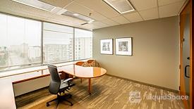 Zemlar Offices - The West Mall