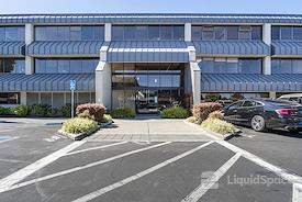 Regus || Harbor Drive Executive Park