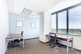 Regus | Cerritos Towne Center