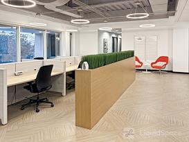 Regus | IL, Schaumburg - McConnor Pkwy