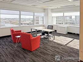Regus | NC, Greensboro - 301 N Elm