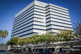 (SM3) 401 Wilshire