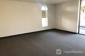 Boxer - 405 E Bolt Street