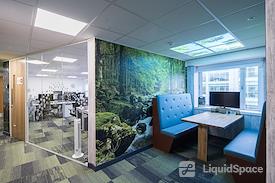 DeskLodge Beacon Tower