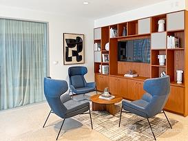 Signature | TX, Dallas - The Crescent