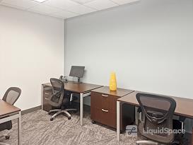 Regus | Arroyo Crossing