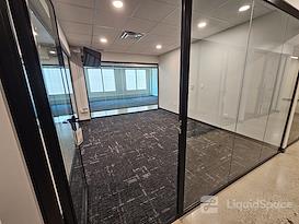 Launch Coworking Space - Downtown