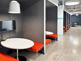 SPACES | IL, Chicago-  1 N State Street