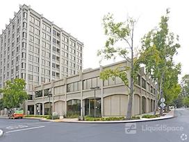Regus || 4 Palo Alto Square