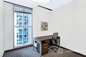 Regus || 580 California