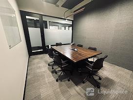 560 Flex by Cummins Station