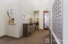 Office Evolution - Golden