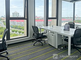 Regus | Shanghai, Elite Valley