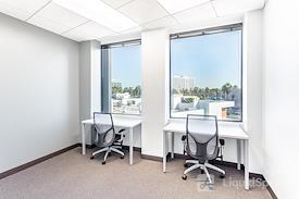Regus || Del Amo