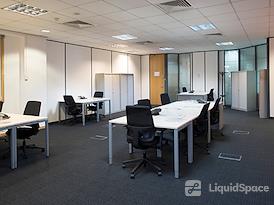 Regus | Heathrow, Bath Road