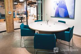 Regus | Toronto - Queen West