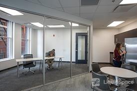 Expansive - Shockoe Slip