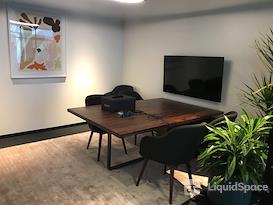 Industrious - Fashion District