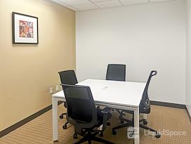 Regus | Vero Beach ‚Äì Miracle Mile Plaza