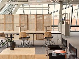 SPACES | BERLIN, Spaces Pressehaus Podium