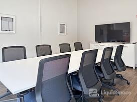 HQ | WV, Charleston - Quarrier St