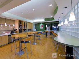 Regus | Promenade