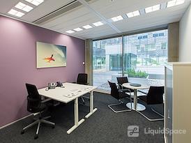 Regus | Rotterdam, Airport