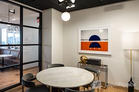 Industrious - 261 Madison Ave