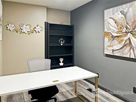 Regus | MO, St. Louis - The Luxe on Lami