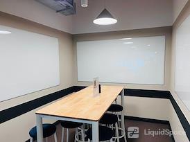 WeWork Vi-John Tower