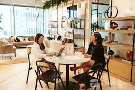 Hines | The Square at 717 Texas