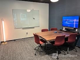 Industrious - Las Olas