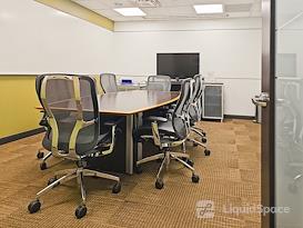 Regus | 600 Third Avenue