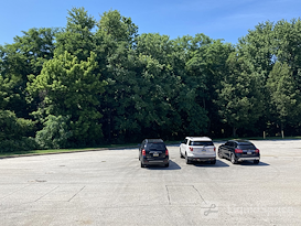 HeadRoom - Aston Business Center