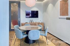 Signature | Signature Al Maqam Tower ADGM