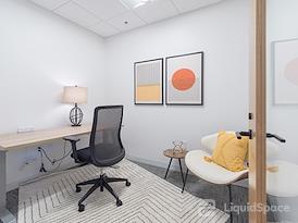 Expansive - Mesa at Newberry Station