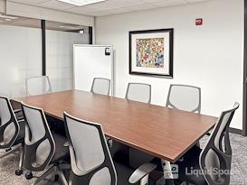 Regus || Frisco Square