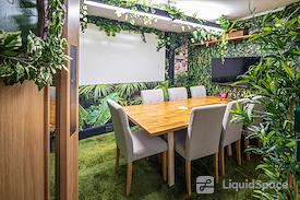 DeskLodge Beacon Tower