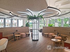 Signature | Prague, OFFY