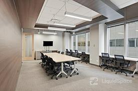 Flexday Suites - 1 North Franklin
