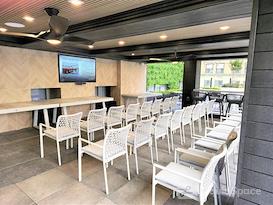 Jay Suites - Grand Central