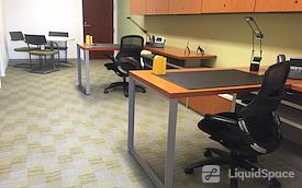 Carr Workplaces - Aon Center