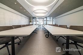 Satellite Office Opernplatz