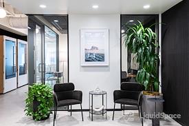 Industrious - 5th and Flower