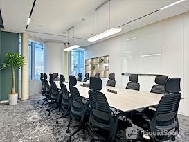 SPACES | Shanghai, Jinmao Tower