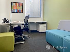 Regus || Harbor Drive Executive Park