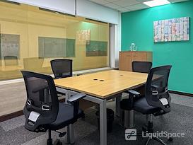 Regus | NEW DELHI, Rectangle