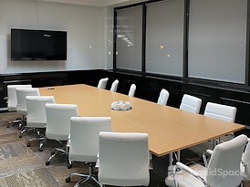 Wilshire 1001 Premium Flex Space & Coworking Solutions