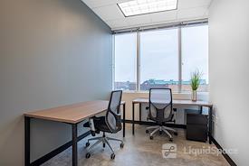 Regus | Brownsboro Crossing