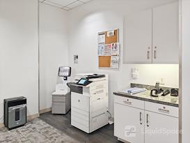 Regus || Plano Shops at Legacy